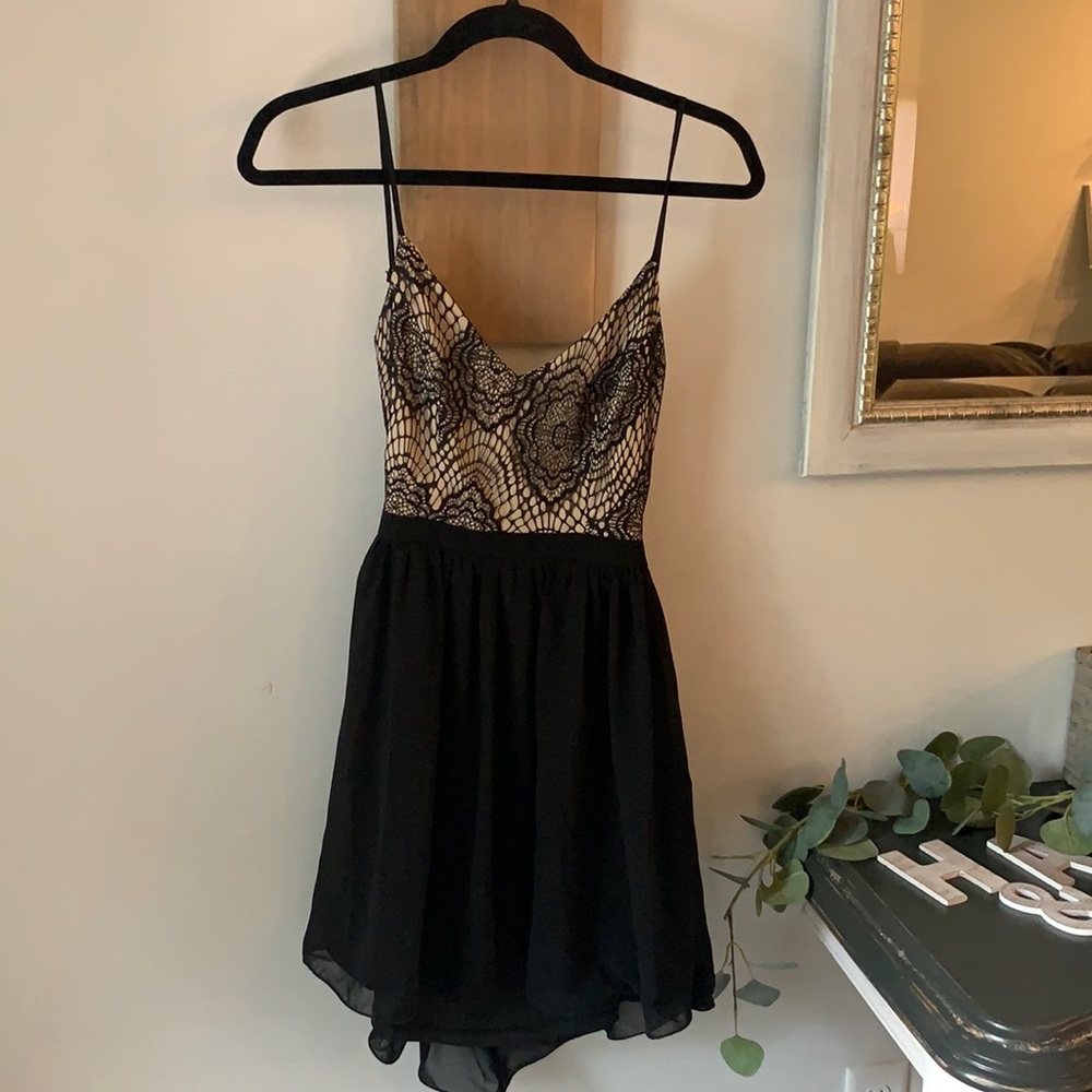 Miss Avenue dress